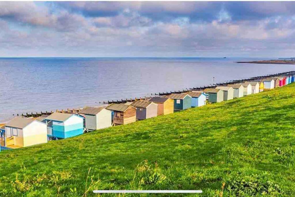Herne Bay Central - 2 Minutes From Beach Apartment Esterno foto